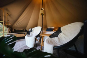 Natural Craft & Camp